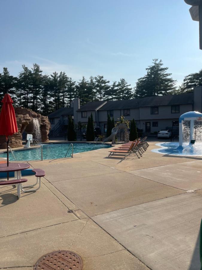 Caribbean Club Resort Lake Delton