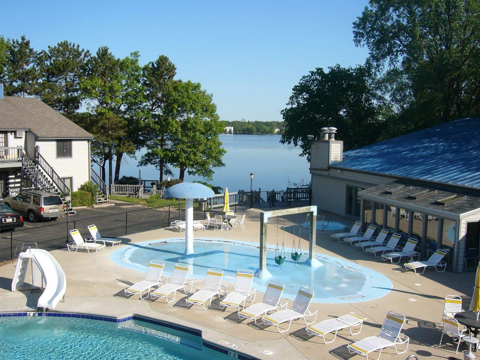 Caribbean Club 2* Lake Delton