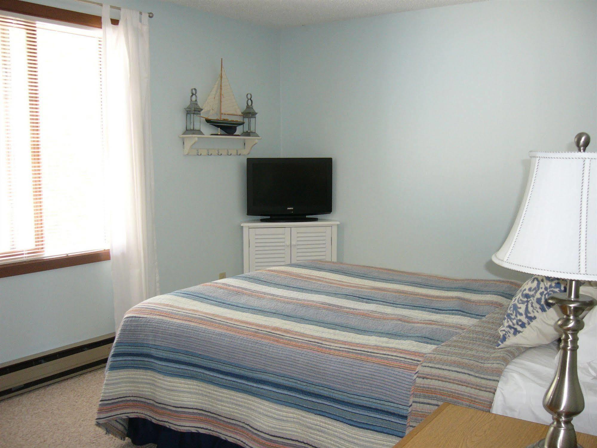 Caribbean Club Resort 2*
